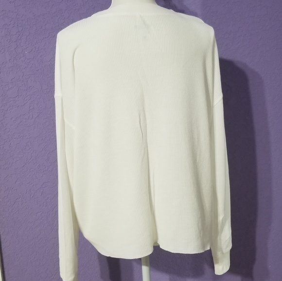 Hollister White Ribbed Boyfriend Long Sleeve Tee - Picture 3 of 4